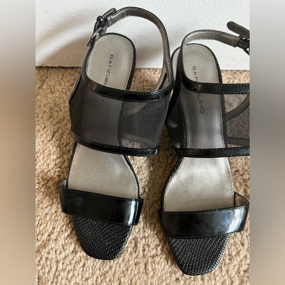 Bandolino Mesh Wedge Heeled Sandal - Size 7 - Picture 2 of 4
